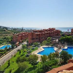 https://spacious-apartment-in-buenas-noches-estepona.es-andalucia.com